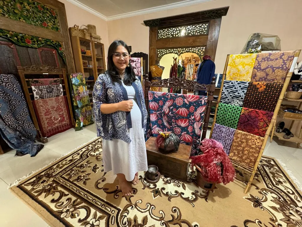 Anjani's Journey to Move the Astra Prosperous Village (DSA) Bumiaji Through Work and Creativity